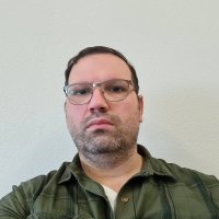 Une photo d’un participant qui veut faire connaissance et se marier